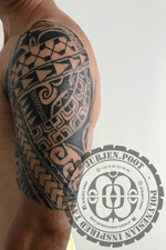 Polynesian inpired upperarm sleeve