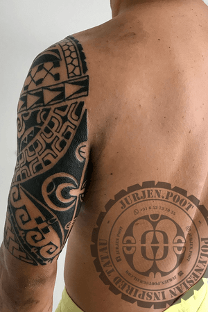 Polynesian inspired upperarm sleeve