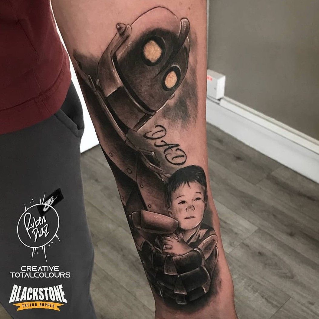 First tattoo yesterday The Iron Giant in flight  rtattoo