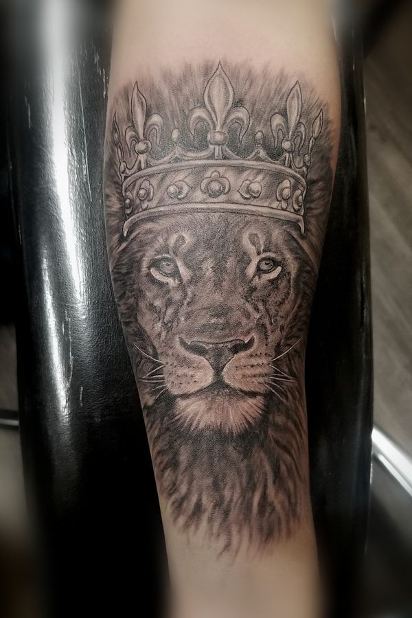 Tattoo from needle kings