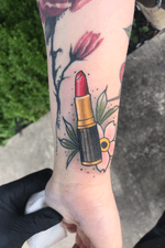 Some fashinable lipstick for this lovely lady. Designs like this are always the funnest to do! If you have a design you wanna get done then email me at d.h.dickensiii@gmail.com id be pleased as punch to do your next tattoo #tattoo #colortattoo #lipstick #lipsticktattoo #neo #neotrad #neotraditional #neotradsub #girlswithtattoos #flowertattoo #cute #cutetattoos #cutetattoosforwomen