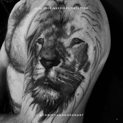 Started this upper sleeve lion at the Maidstone Tattoo convention this year! Cant wait to get back kn it 
