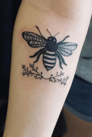 Got to tattoo a cute little bee for a little cutie! I had a lot of fun with this and I love how it turned out. She did so well you’d never know it was her first tattoo