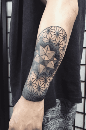 One step forward for the whole sleeve project. WeChat ID(only for work): itigeri........#tattoo #tattoos #tattooed #tattooart #chinesetattoo #tattooartists #tattoodo #skin #design #skinart #skinart_traditional  #chinesetattoos #drawing #sketch #thebesttattooartists #routines #art #workharder #geometrictattoos