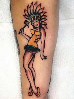 Pin Up tattoo by Jason Ochoa #JasonOchoa #pinuptattoos #pinuptattoo #pinup #pinupgirl #lady #babe