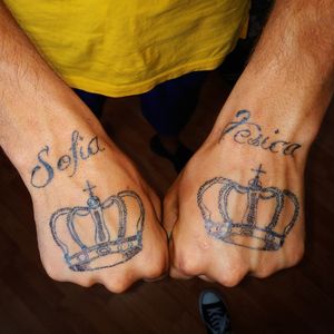 Names & Crowns on hands - Color & shades to be added
