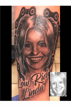 Memorial tattoo of Linda,the reference picture was from 1974,it was a chalenge to work from it,and a lot of stress