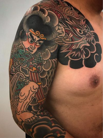 Sleeve tattoo by Koji Ichimaru #kojiichimaru #sleevetattoos #legsleeve #armsleeve #sleeve #fullsleeve #halfsleeve #tattooidea #japanese #dragon #samurai #tattooedtattoo