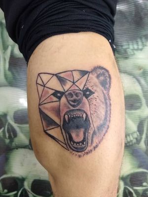 Tatuaje de oso Sombra y línea