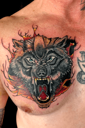 #coverup #neotrad #wolftattoo