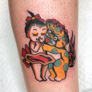 Cool tattoo by Duan Woo #DuanWoo #TattoodoApp #TattoodoApptattooartist #tattooartist #tattooart #tattooidea #inspiringtattoo #besttattoo #awesometattoo #traditional #kewpie #shishi #foodog #cute #leg