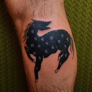 Cool tattoo by Rita Salt #RitaSalt #TattoodoApp #TattoodoApptattooartist #tattooartist #tattooart #tattooidea #inspiringtattoo #besttattoo #awesometattoo #ignorantstyle #leg #horse #stars #illustrative