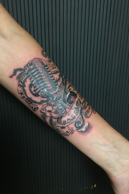 Flash tattoo