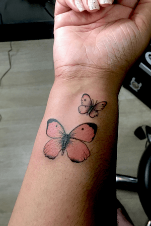 Bubberflies by Lucy LeNoir - @ApothicaLucy - >>>DM me on IG to book!<<< See you soon! Located in Houston, TX, Westheimer / Montrose area @VioletTigerTattooParlor