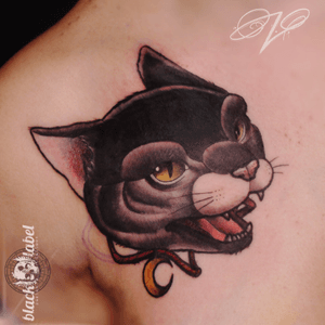 Cover Up. Neo Traditional Kitty.