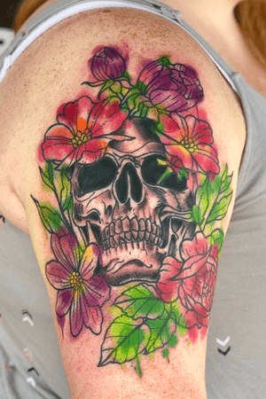 Added color to some 💀🌺 line work I did a bit ago. I dig it. ...@obsidian_parlor #obsidianparlor #tattoo #armtattoo #linework #boldwillhold #flowertattoo #skulltattoo #tashabtattoo #tashagtattoo #patattooers #bethlehem #pennsylvania #girlswithtattoos #tattooed #tatted #zapzap #linesfordays #watercolortattoo #colortattoo #ladytattooer #bethlehempa #patattooer #lehighvalleypa #easton #allentown #bishoproatary #tattooedgirls #girlswithtattoos #bright
