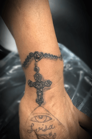 Single needle #blackandgrey #realism #rosary #nctattoers #828 