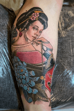 Geisha with mask on leg 