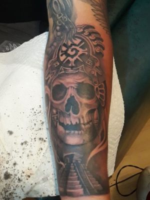 @hbtattoos I charge by the piece 350$ for a custom half sleeve black and gray 