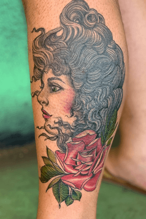 Traditional girlhead cover up 
