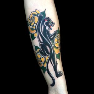 #traditional #panther #roses