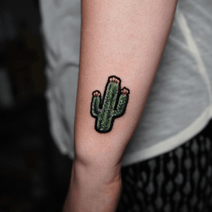 little cactus embroidery 🌵