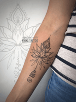 Instagram @polina_niki#tattoospb #spbtattoo #lotus #lotustattoo #tattoolotus #graphictattoo #tattoographic #linetattoo #niki_tattoo