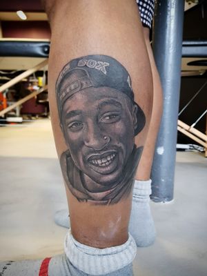 OLD ONE (couple years) forgot to post wouldn't mind doing another version of 2pac.Done using :♤@silverbackinkNot sure the tattoo machineNot sure on the cartridges ♤#2pac #2pactattoo #tattooed #gangster #tattoolife #thuglife #tattoomodel #guyswithtattoos #tattooedmen #tattoomachines #tattoo #silverback #silverbackink #bng #tattooshop #tattooedboys #tattooedandemployed #thightattoo #realistictattoo #portrait #instatattoo #blackandgreytattoo #lsstattoo #bngsociety #bngtattoo #tattooclub #tattoomagazine #uktta #tattooink #tattoodo 