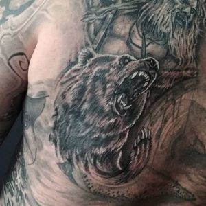 "Angry Bear" that we update today on Oleg's back tattoo. Previous "Berserk" is healed.To be continued...▪#тату #медведь #trigram #tattoo #bear #inkedsense #tattooist #кольщик 