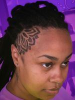 Female Tattooers - Pattern tattoo by Kandace Layne #KandaceLayne #FemaleTattooers #ladytattooers #ladytattooartist #femaletattooartist #dotwork #mandala #scalp #head