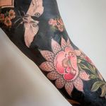 Female Tattooers - Nature tattoo by Esther Garcia #EstherGarcia #FemaleTattooers #ladytattooers #ladytattooartist #femaletattooartist #moth #flower #floral #pattern #blackout #sleeve #arm