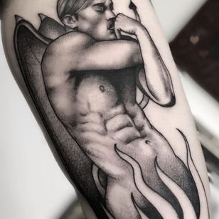 Tatuadores femeninos - Devil Tattoo by Alisha Gory #AlishaGory #FemaleTattooers #ladytattooers #ladytattooartist #femaletattooartist #satan #devil #fire #portrait #arm #illustrative