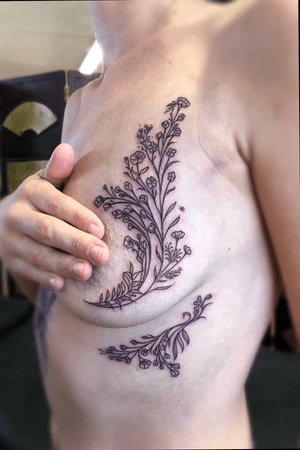 Www.ironkeystudio.com                                  Breast Cancer Survivor #fineline #floral #flowers  #breastcancer #underboob #blackwork #linework #sternum #chestpiece #Artnouveau #flowers 