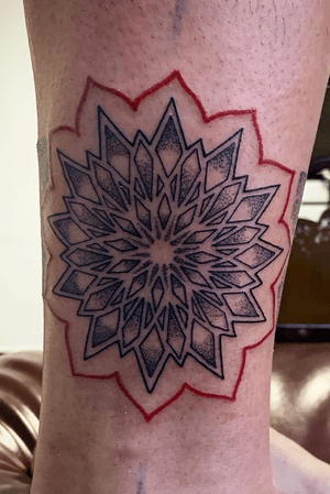 Rafa-Tattoo mandala line and dot work
