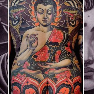 Hermoso tatuaje de Bjorn Liebner #BjornLiebner #beautifultattoos #beautifultattoo #beautiful #tattooidea #besttattoo #awesometattoo #cooltattoo #neotraditional #buddha #buddhist #peony #snake #lotus #backpiece