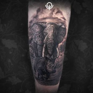 ⚜️Are you wild? ⚜️ . 🐘🦏🐘🦏🐘🦏🐘🦏🐘🦏🐘 . 🎨Wild savannah tattoo...⚜️ . Video view... . ⚜️ No phone. No pool. No pets. No cigarettes. Ultimate freedom... No longer to be poisoned by civilization, he flees, and walks alone upon the land to become Lost in the Wild.⚜️ . #elephant #elephanttattoo #rino #rinotattoo #tattoos #tattoo #power #tattooworl #lv #photorealism #legtattoos #photorealismtattoo #tattoorealistic #realismtattoos #skinartmag #skinart #inked #inkedup #inkedlife #inkaddict #tattoolovers #tattooed #art #tattooaddict #tattoocommunity #tattoosociety #customtattoo #tattooartist #artist #EtgarOak