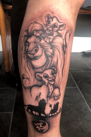 Huge lion king piece for Stewie! Nice long sitting for this! 😊