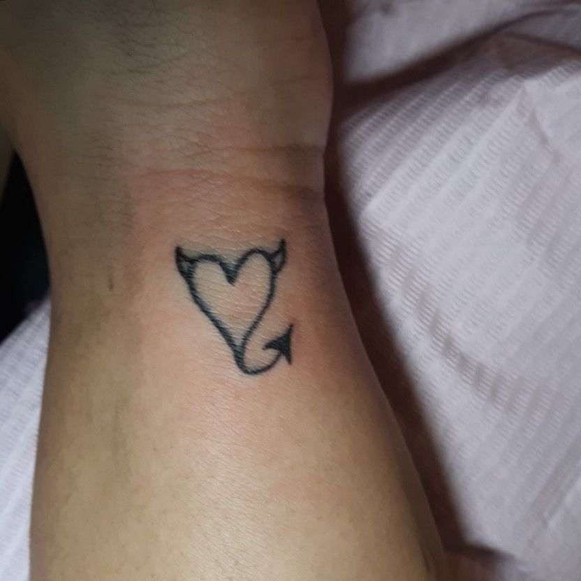 Pin on Kalp Dövmeleri  Heart Tattos