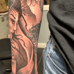 Tattoo by Platinum Piercing & Tattoos
