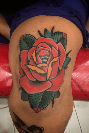 Rose Tradi por @sadidgarcia#neotraditionaltattoo #tattoo #sadidgarcia#tatuadoresmexicanos #eyetattooInstagram:@sadidgarcia