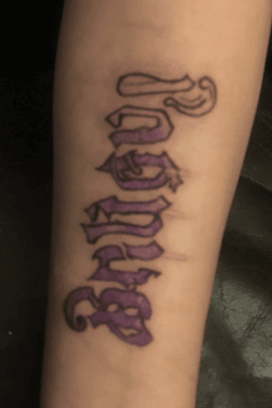 A tatto i done for a friend , its a ambigram saying patiance and believe