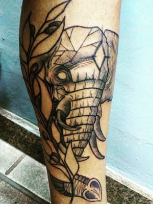 Auto tatoo. Elefante 🐘