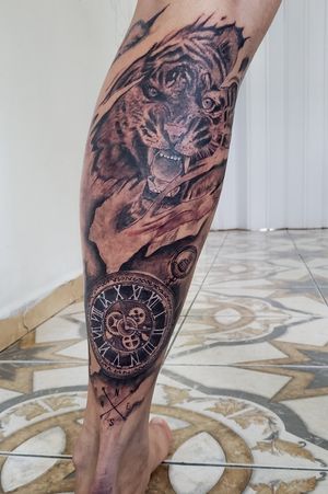 Tattoo Realista feito em duas sessões de 5 horas.