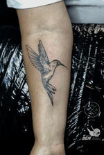 #kolibri #tattoogdansk #smalltattoo #tatuaz #tattoo @voitkov_tattoo