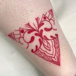 Girly Traditional tattoo by Courtney Lloyd #CourtneyLloyd #FemmeFatale #Traditionaltattoo #GirlyTraditional #Traditional #newschool #color #tattooartist #London #UK #linework #dotwork #redink #pattern #ornamental #floral #leg