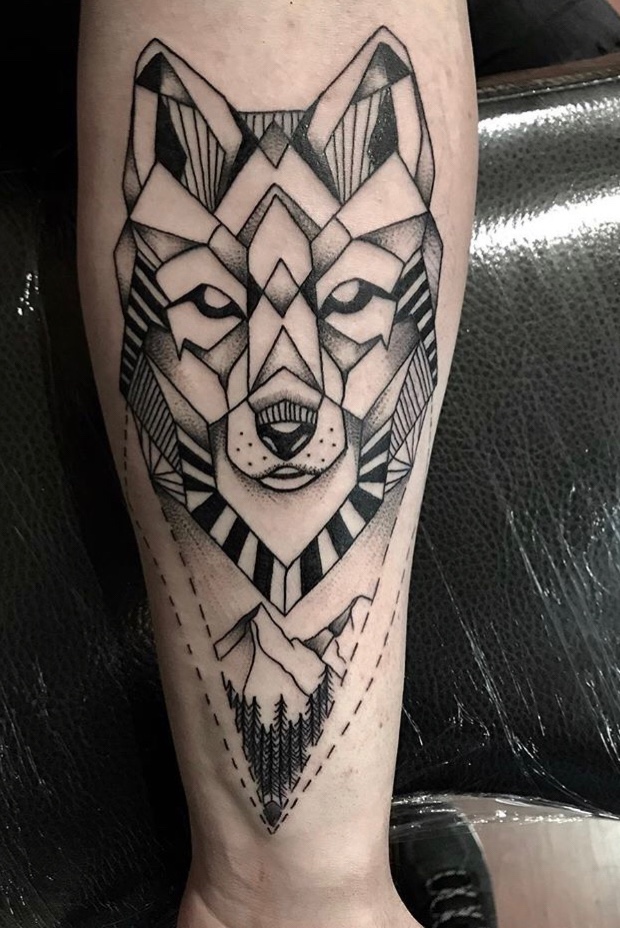 Hip Dotwork Animal tattoo at theYoucom