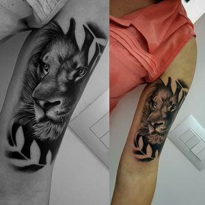 #liontattoo #liontattoos #tattoolion #tattooartist #tattooart #tattooartistmagazine #tattooidea #tattoo #tatoo #tato #realistictattoo #tatouages #tatouage #tatuaje #tatuagem #femininetattoo #girltattoo #tattoofeminina #tattoofemale #TattooGirl #tattooGirls 