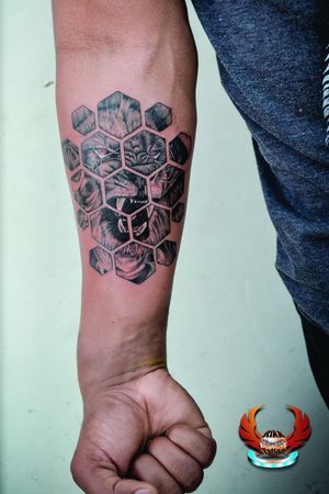 Lion Geometric Tattoo Design is a symbol of strength,pride and loyality.it can represent being fearless.#customtattoo #creativity #lionhexagon #liongeometric #tattooidea #tattooloverzz #inkmaster #liontattoo #geometrictattoo #hexagontattoo #tattooistartmag #tattboy #forearmtattoo #handtattoo #abstractart #tattooworld #customtattoo #creativity #mind #youthinkiink