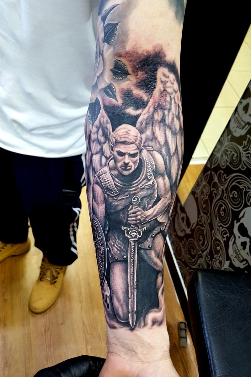 Tattoo uploaded by Old Art Barber Shop Tattoo • Tattoodo