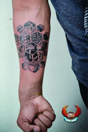 Lion Geometric Tattoo Design is a symbol of strength,pride and loyality.it can represent being fearless.#customtattoo #creativity #lionhexagon #liongeometric #tattooidea #tattooloverzz #inkmaster #liontattoo #geometrictattoo #hexagontattoo #tattooistartmag #tattboy #forearmtattoo #handtattoo #abstractart #tattooworld #customtattoo #creativity #mind #youthinkiink
